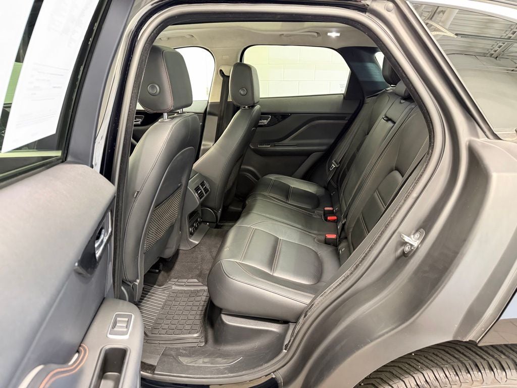 2019 Jaguar F-PACE 30t Prestige