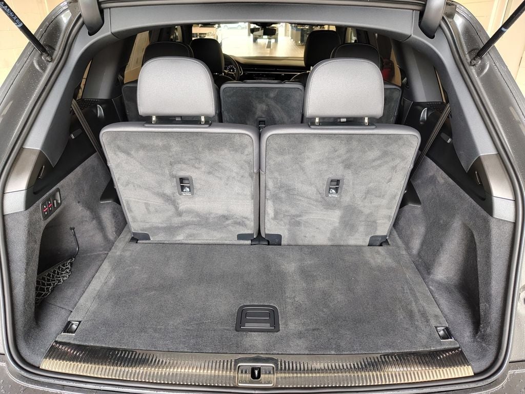 2025 Audi Q7 45 Premium Plus quattro