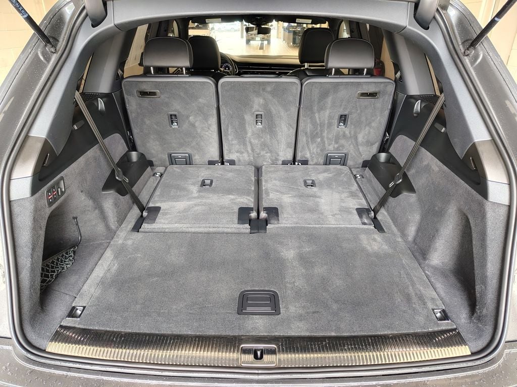 2025 Audi Q7 45 Premium Plus quattro