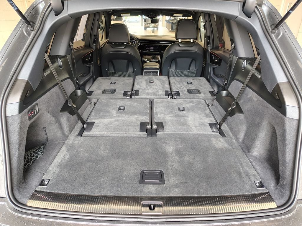 2025 Audi Q7 45 Premium Plus quattro