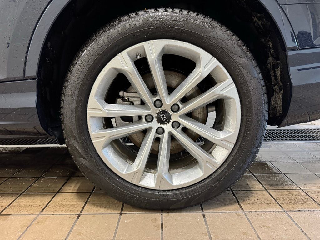 2025 Audi Q7 55 Premium Plus quattro